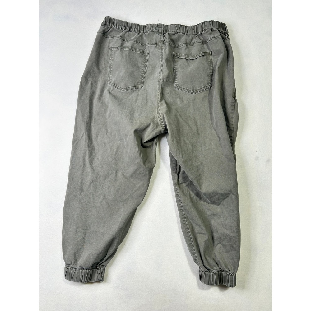 Celebrity Pink Womens Plus Size 20 Jogger Pants Shamrock Green Utility CX40607D2 - Picture 5 of 5